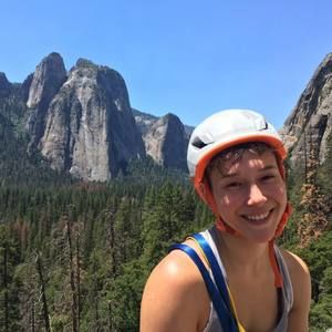 Meet your Posher, Caroline